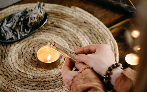 palo santo rituale