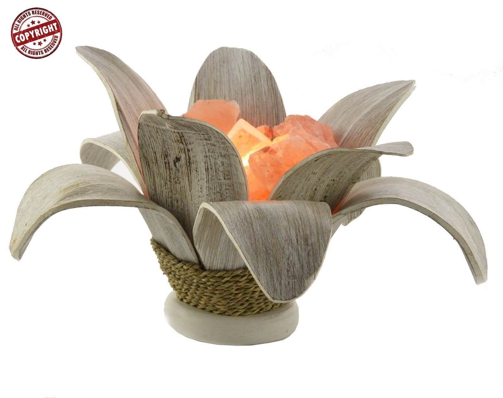 Lampada di Sale Braciere Margherita bianco con Foglia di Cocco decapata